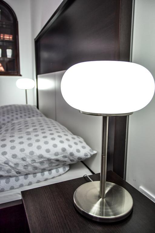 Modena Apartments 노비사드 객실 사진