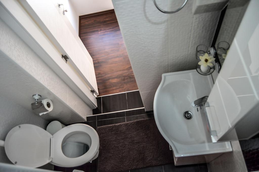 Modena Apartments 노비사드 객실 사진